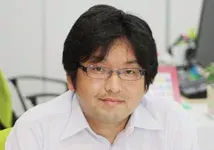 カエルーム代表 眞鍋淳一